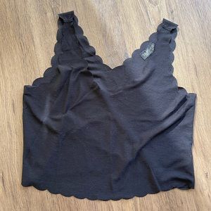 Scallop crop top